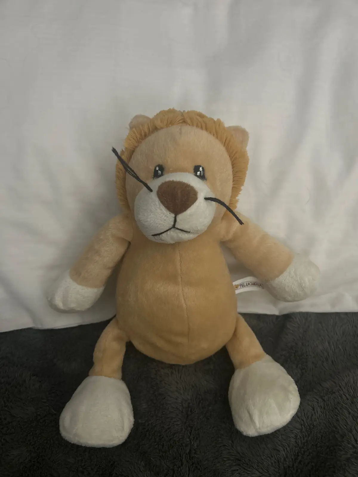 Pelucheria Plush Lion Toy