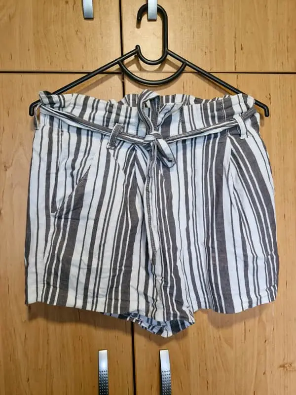 H&M Brown and white stripe shorts