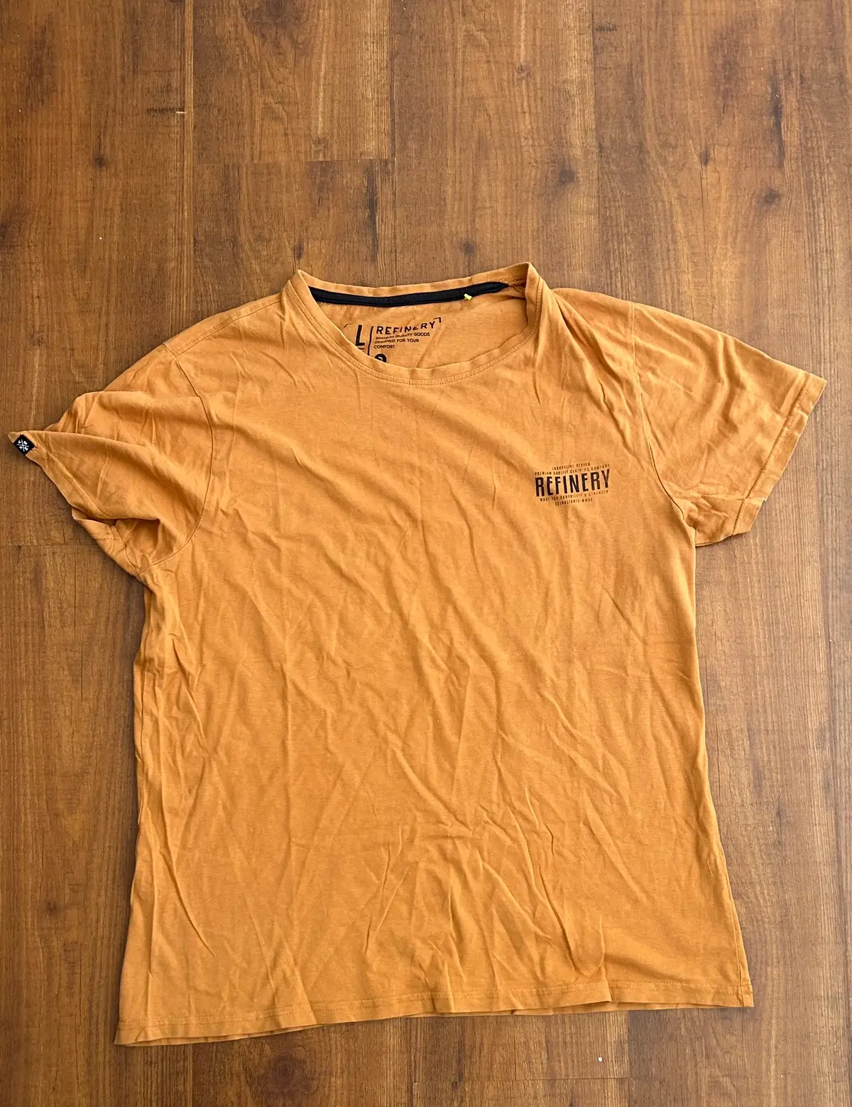 REFINERY t-shirt