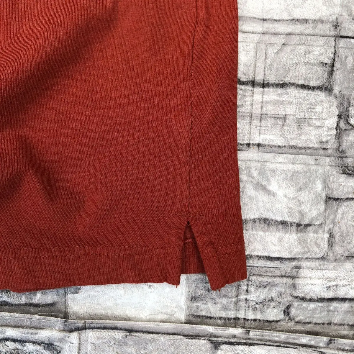 Duluth Trading Co Longtail T-Shirt Rust
