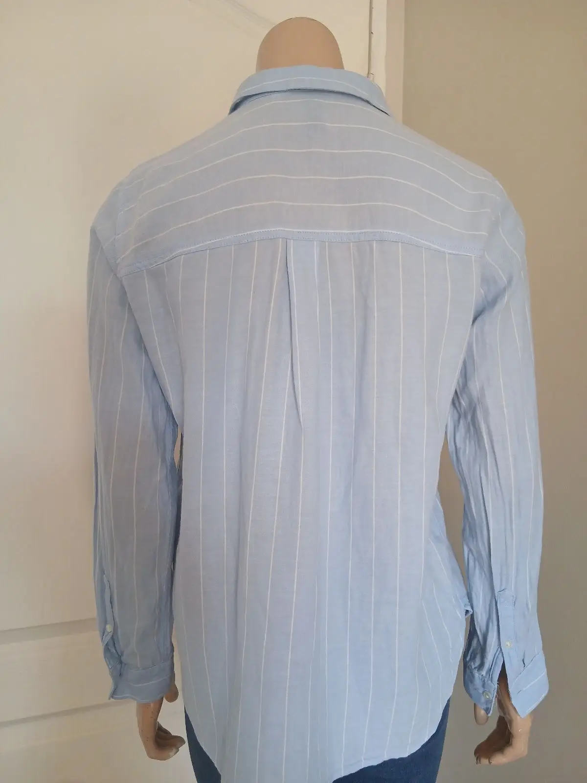 H&M Light Blue Striped Long-Sleeve Button-Up Shirt