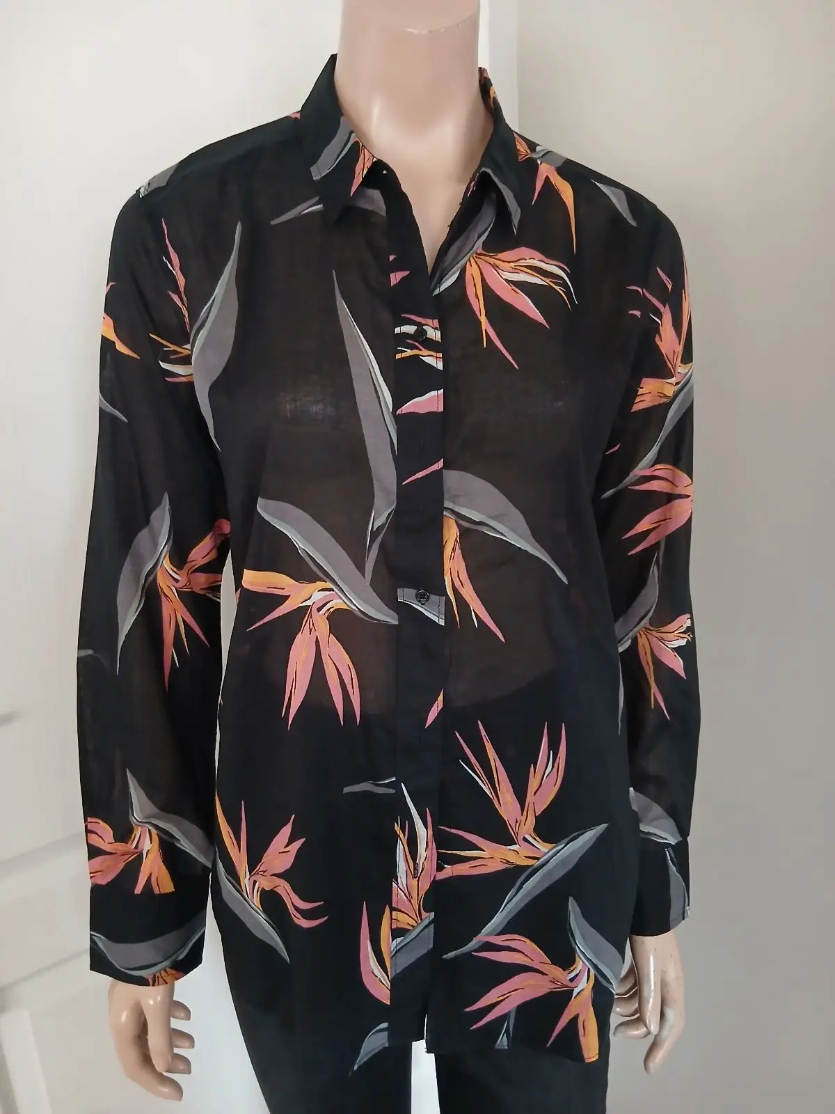 Country Road Bird of Paradise Print Long Sleeve Shirt