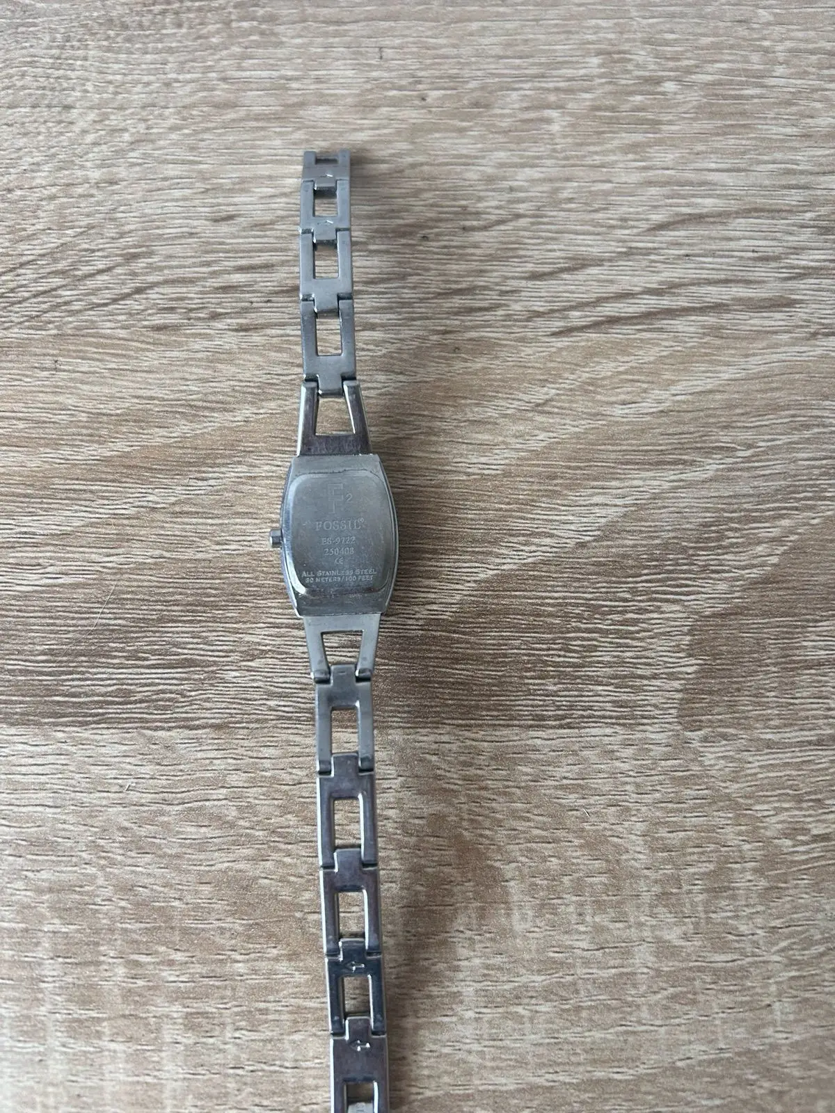 Fossil f2 Ladies Silver Tone Watch
