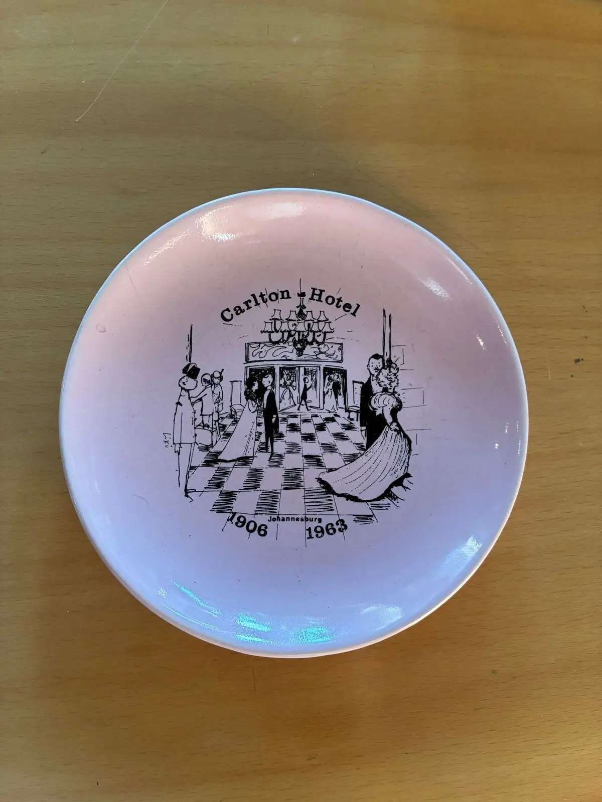 Vintage Carlton Hotel Johannesburg Souvenir Plate 1906-1963