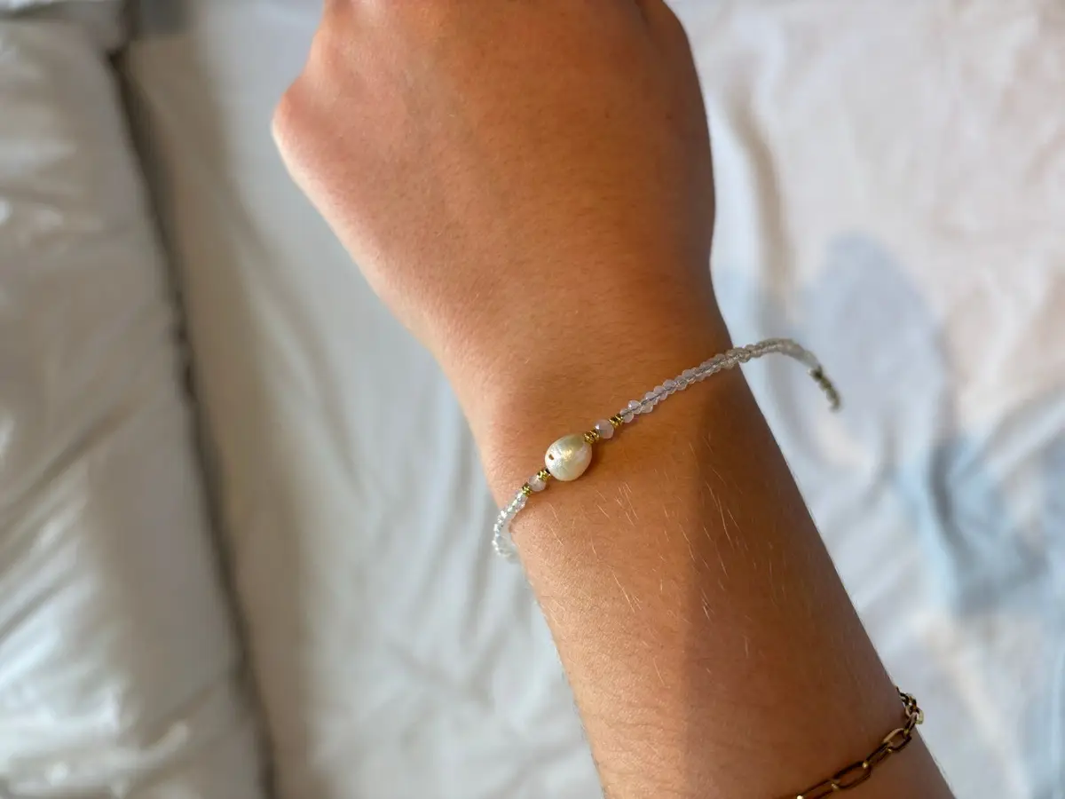 Gold and White Acrylic Link Chain Necklace