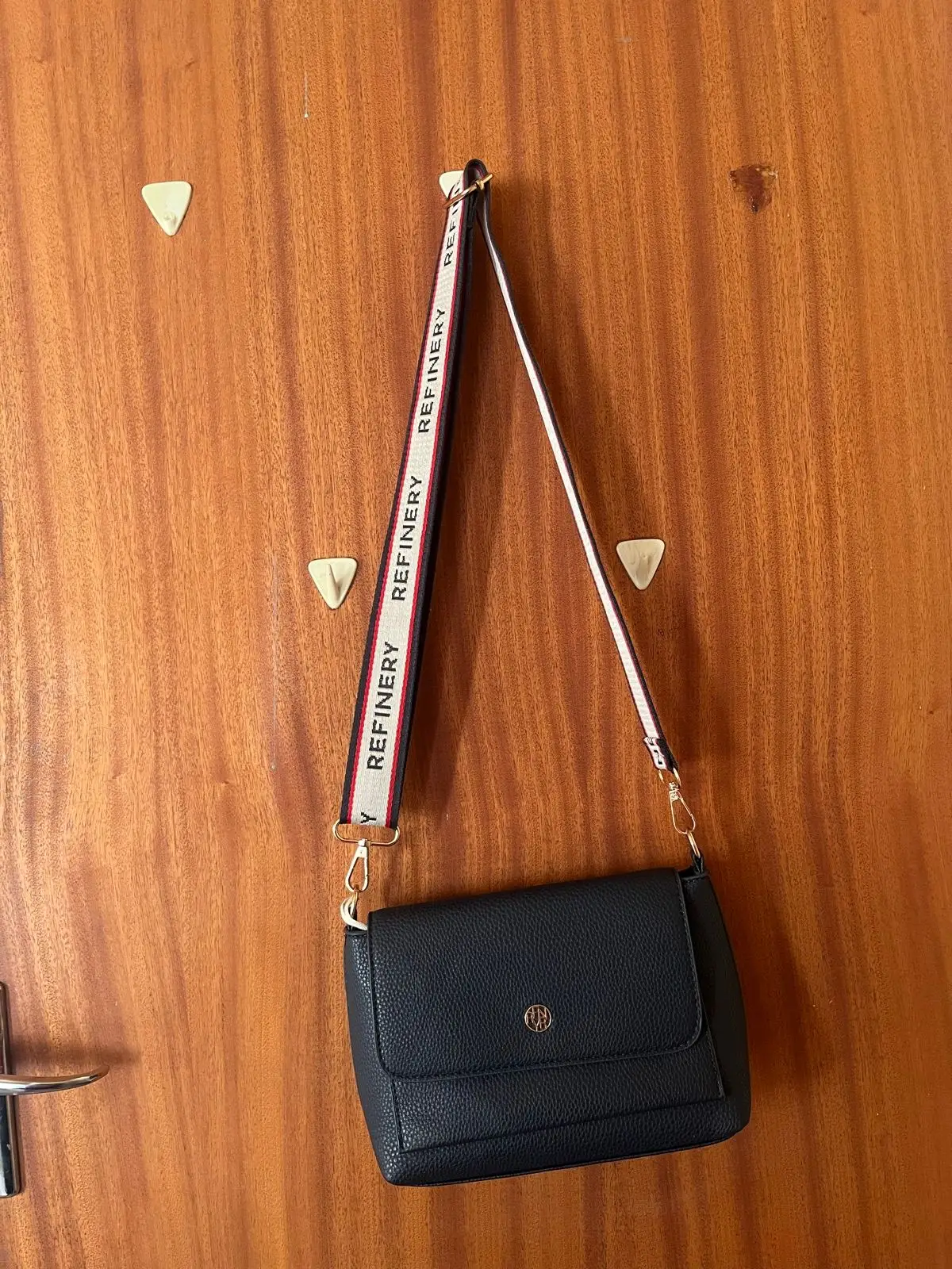 Refinery Black Textured Crossbody Bag