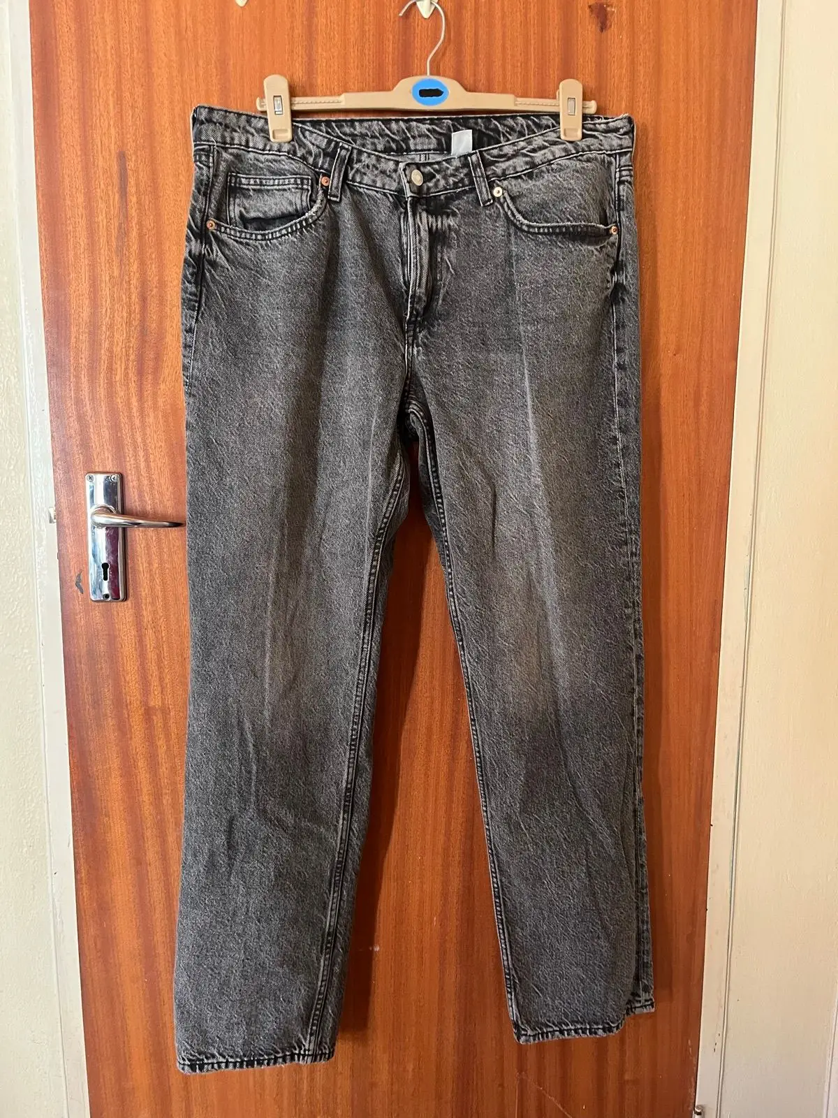 H&M Grey Acid Wash Jeans