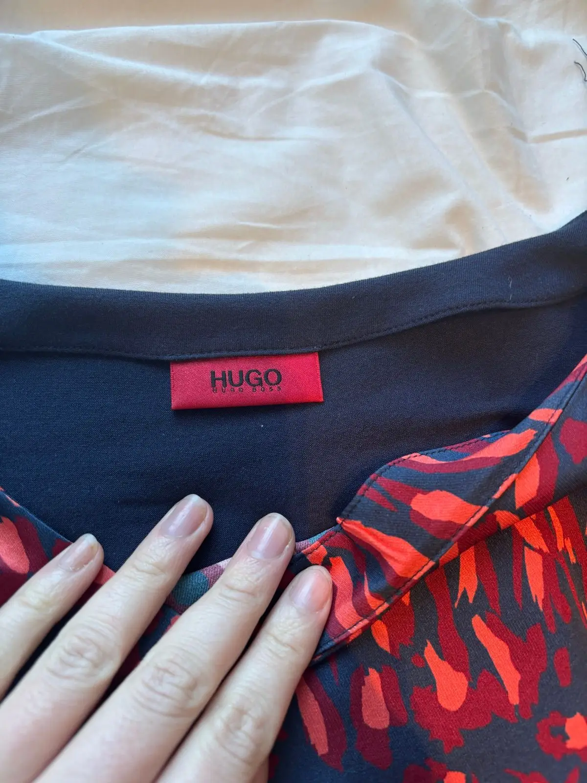 Hugo Boss Abstract Pattern Short Sleeve Top
