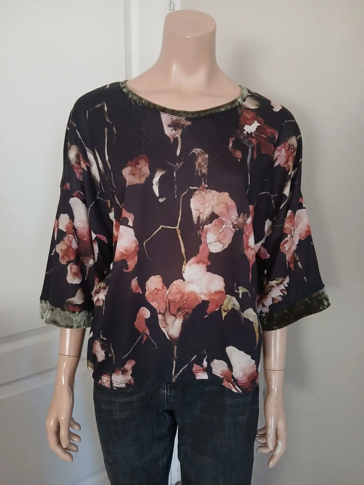 Zara Floral Print Top with Velvet Trim