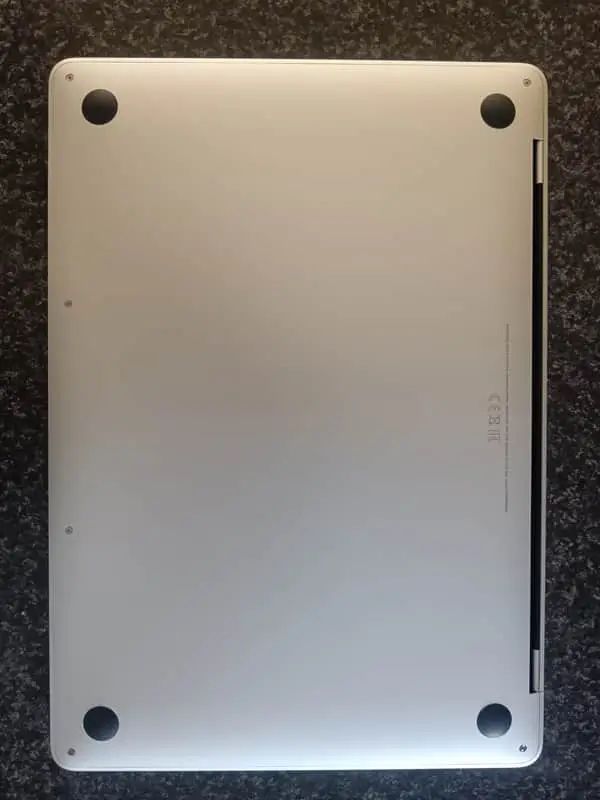 2020 MacBook Pro M1 i5 256GB