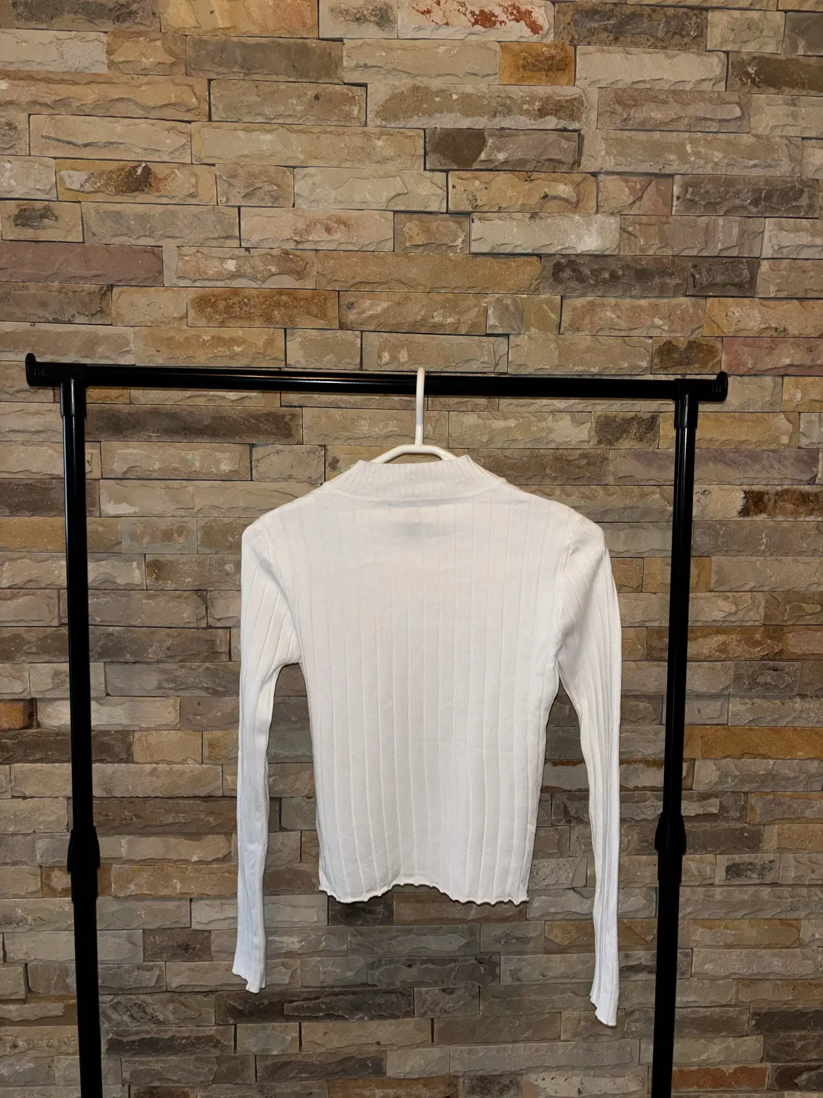Forever 21 White Ribbed Mock Neck Long Sleeve Top