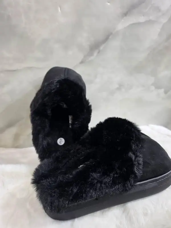 Ugg-styled Warm and cozy slippers.