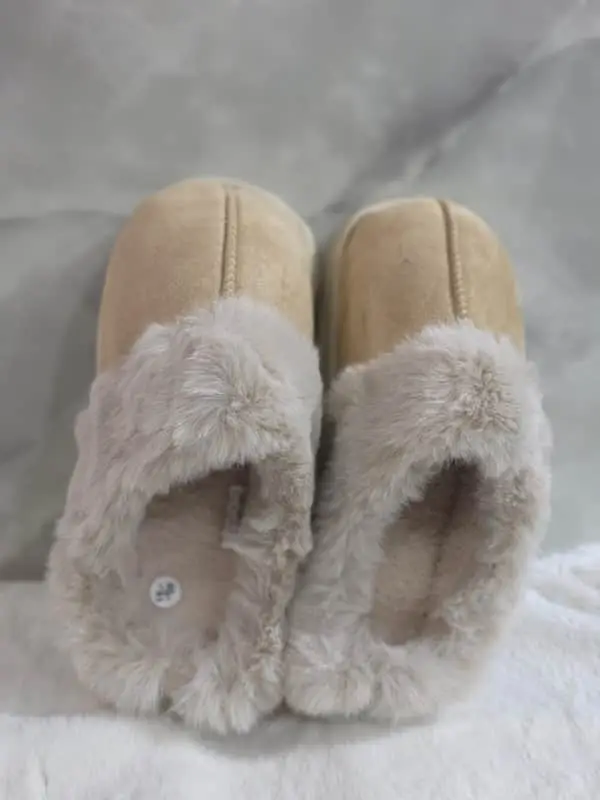 Ugg-styled Warm and cozy slippers.