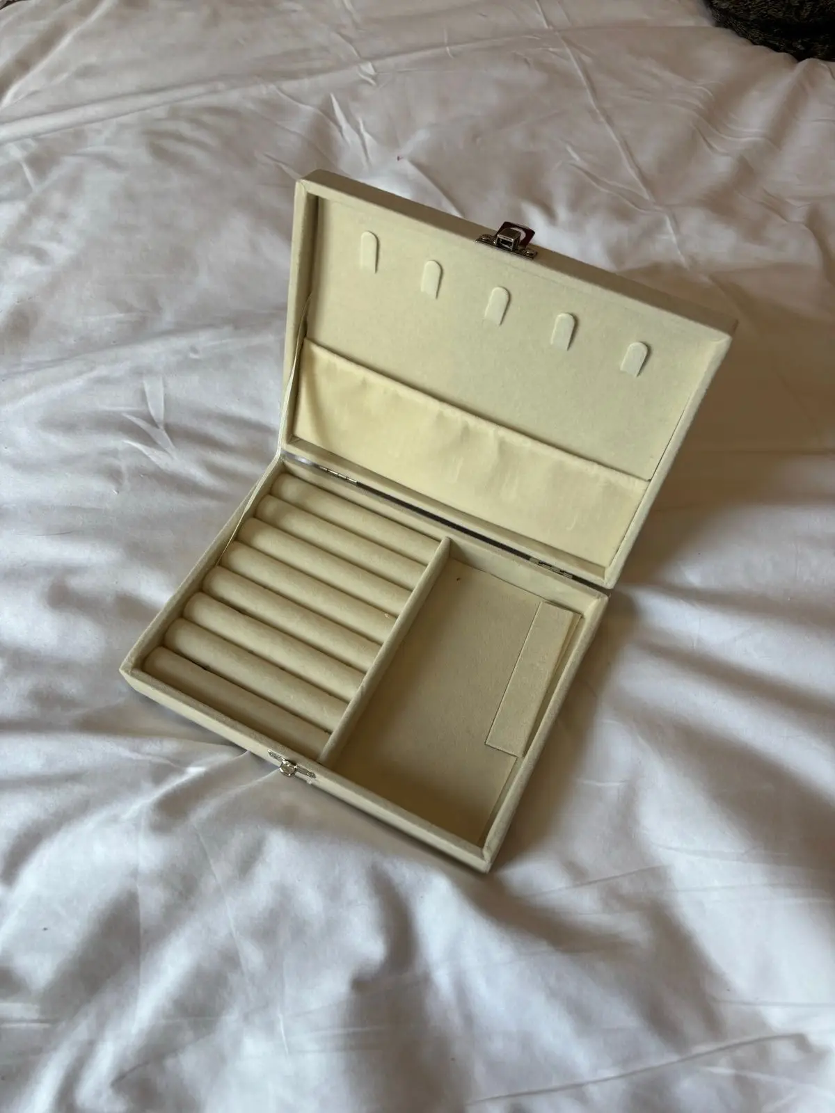 Cream Velvet Jewelry Organizer Box