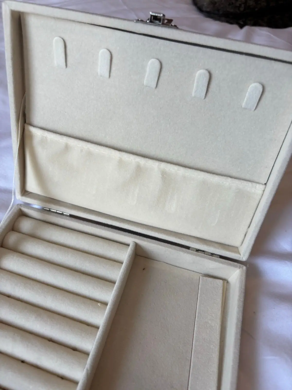 Cream Velvet Jewelry Organizer Box