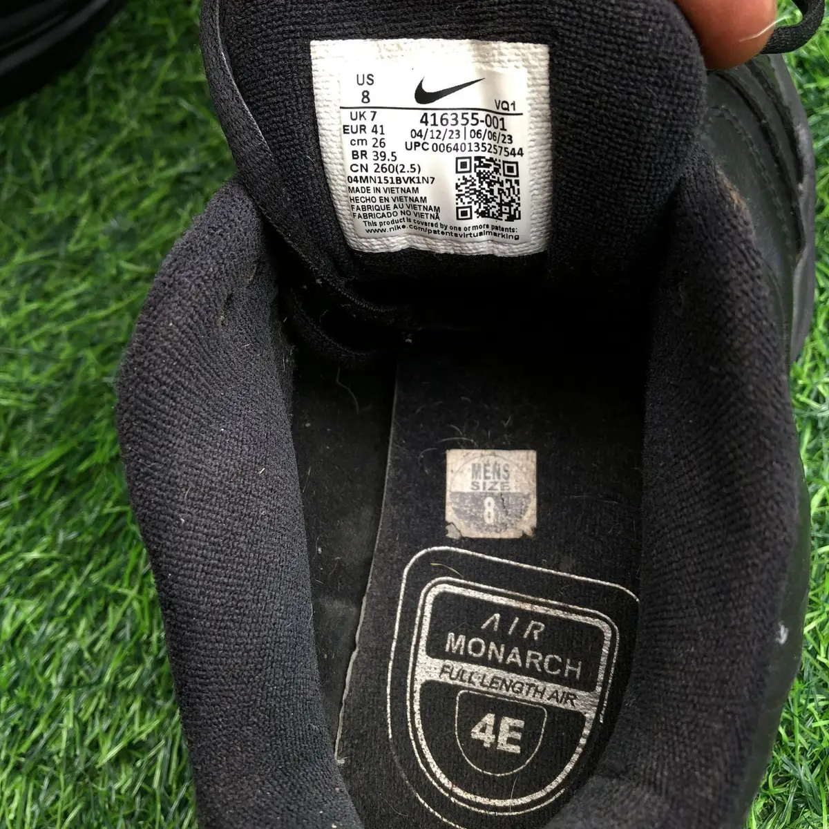 Nike Air Monarch IV Triple Black