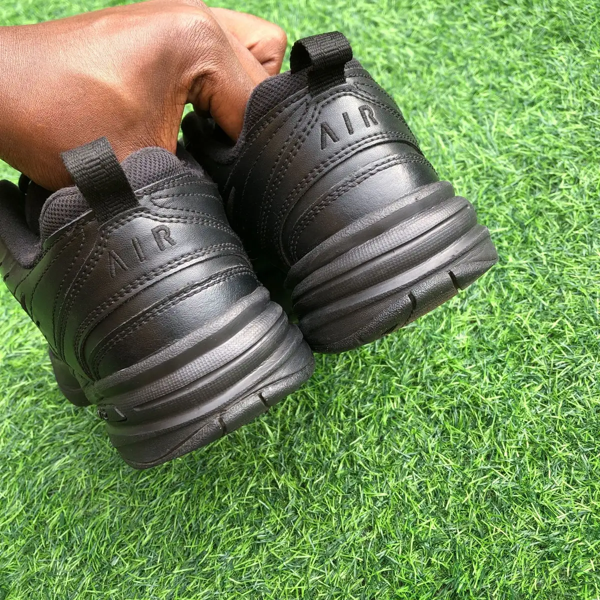 Nike Air Monarch IV Triple Black