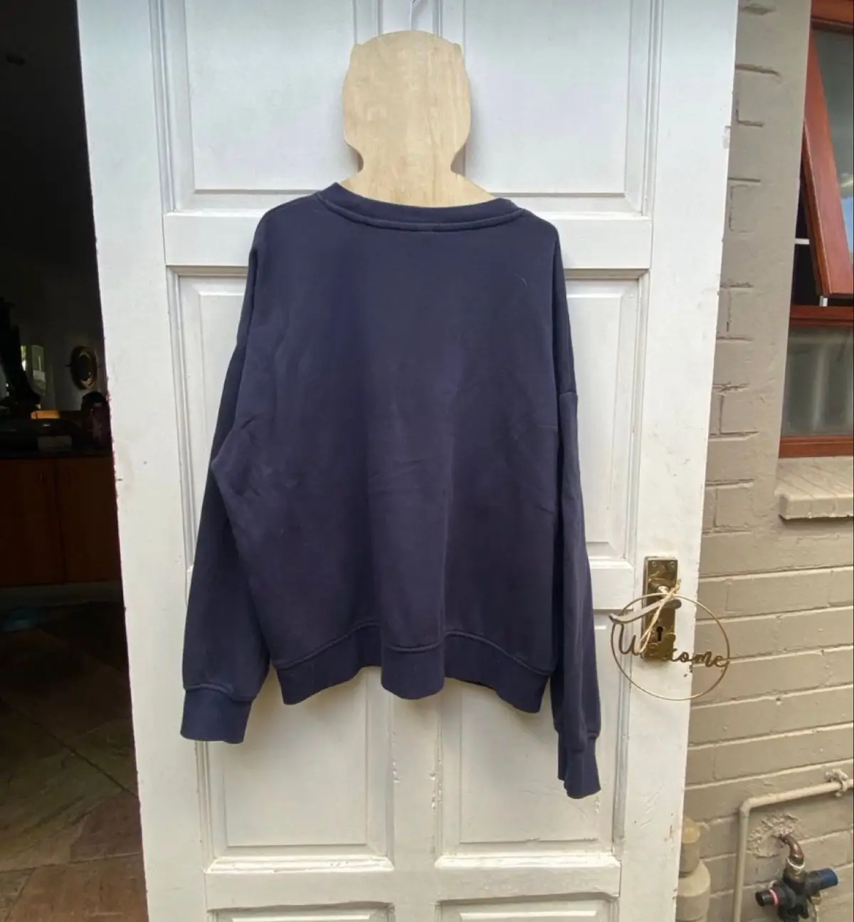 H&M Beverly Hills Wellness & Relaxation Club Sweatshirt