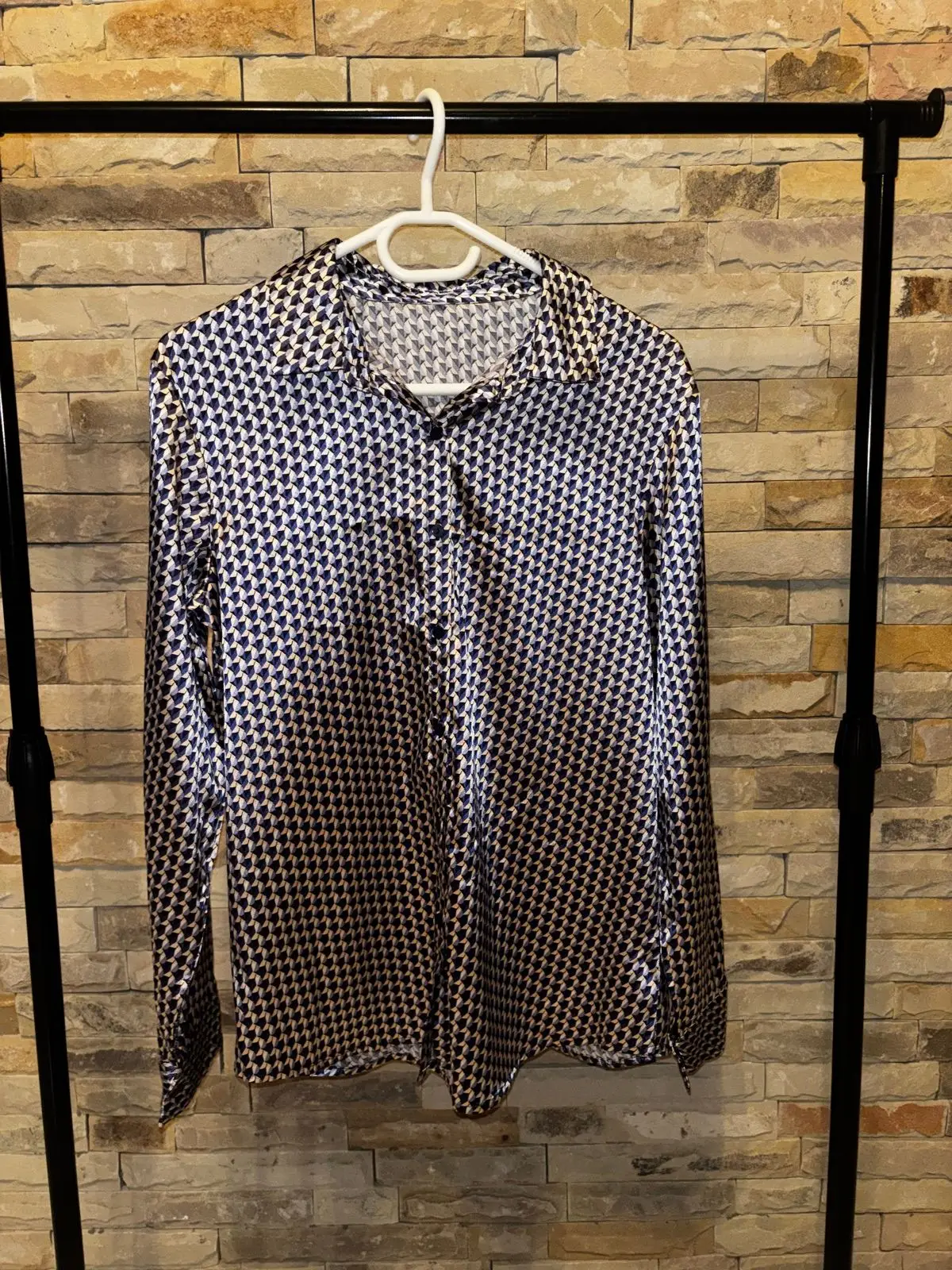 Shein Geometric Pattern Satin Long Sleeve Shirt
