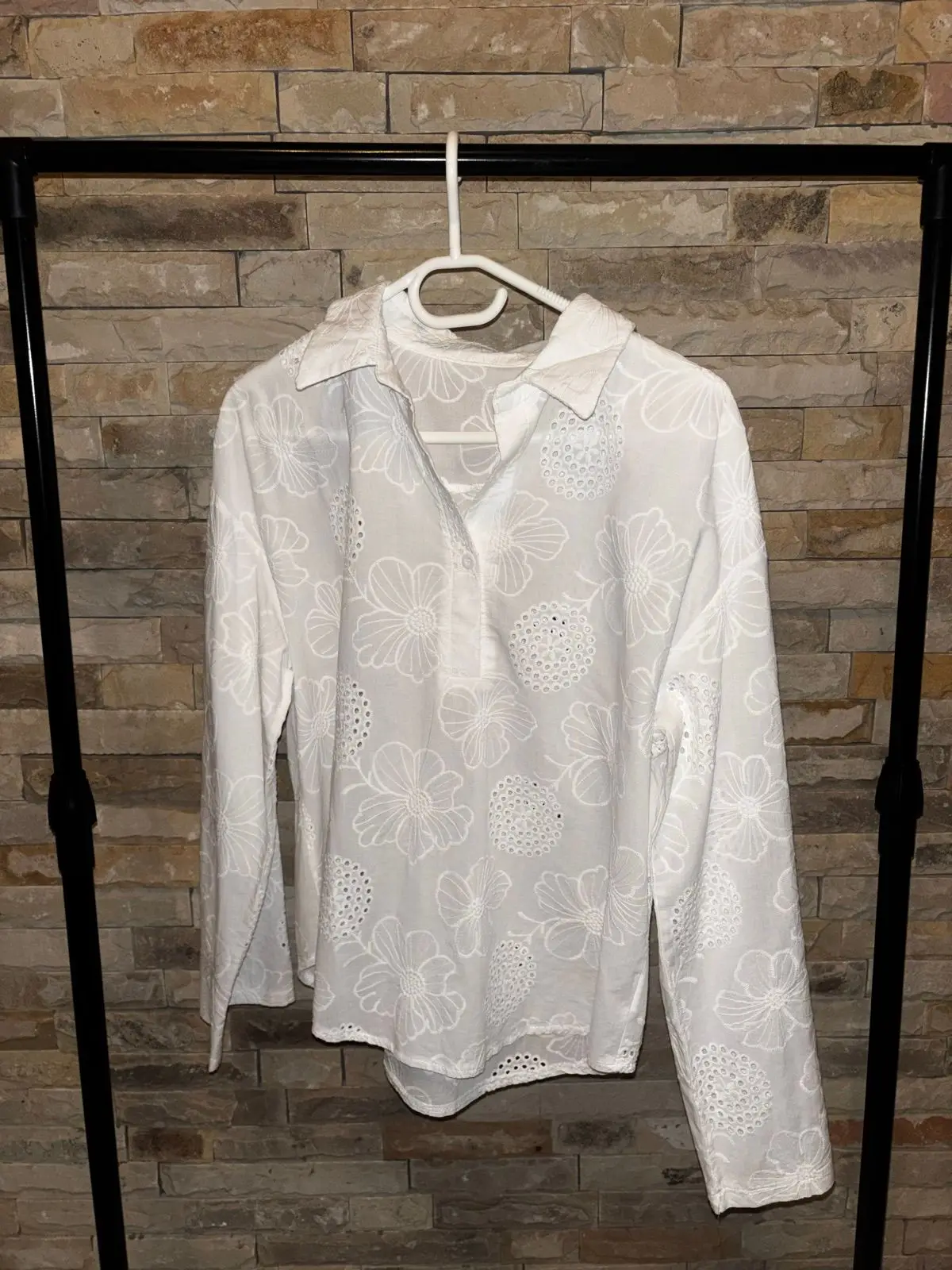 White Floral Embroidered Long Sleeve Top