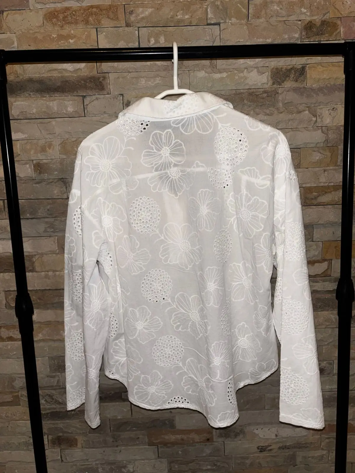 White Floral Embroidered Long Sleeve Top