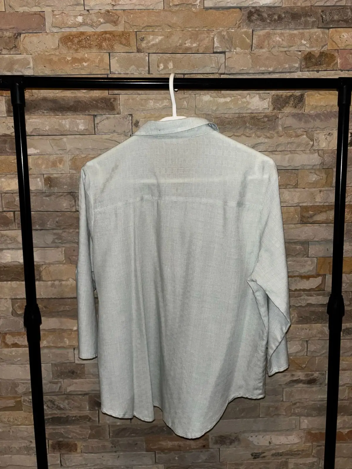 Senqu Light Green Long-Sleeve Button-Up Shirt