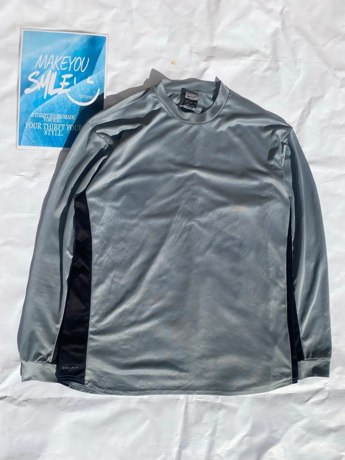 Nike ACG Dri-Fit Long-Sleeve Grey Athletic Top
