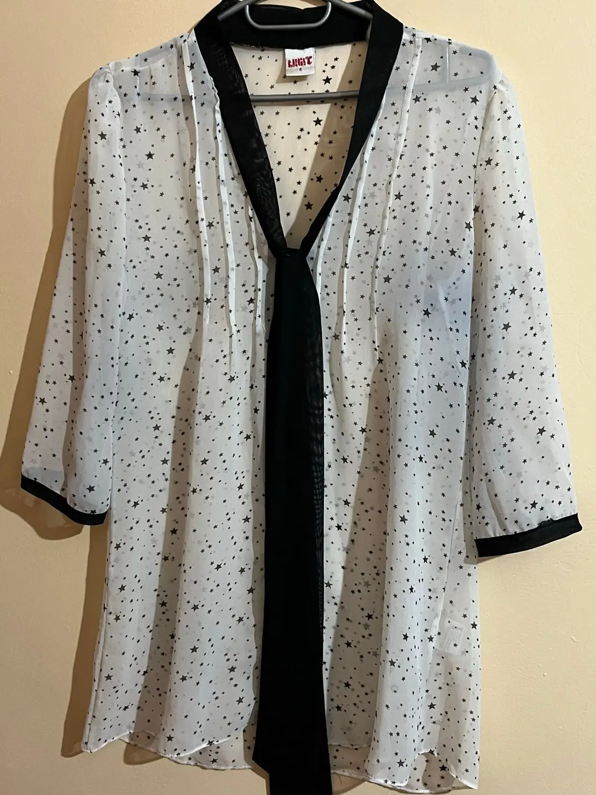 Legit LINDY White Star-Patterned Blouse