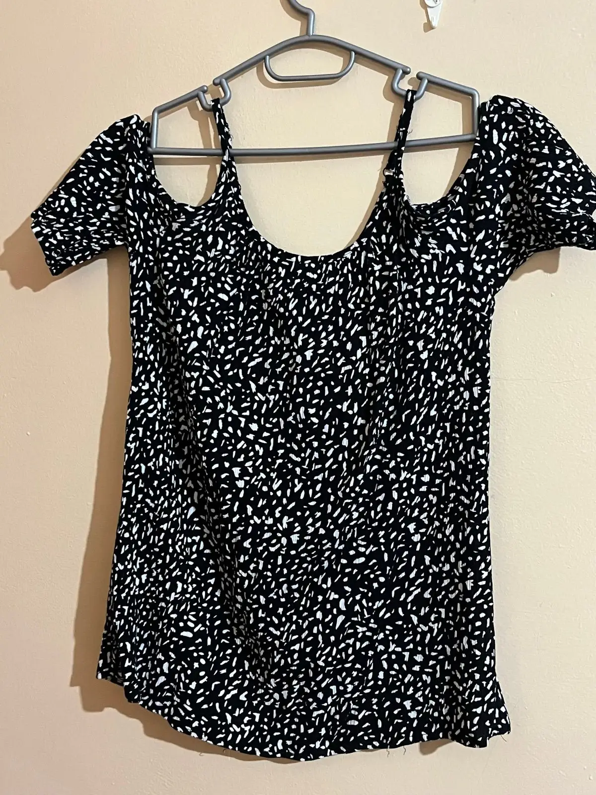 Ackermans Black and White Patterned Top