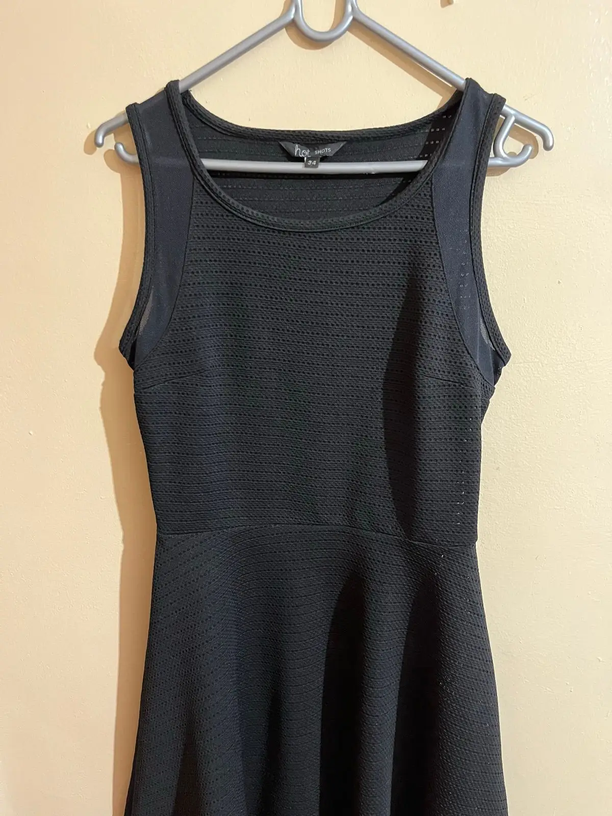 Black Sleeveless Dress