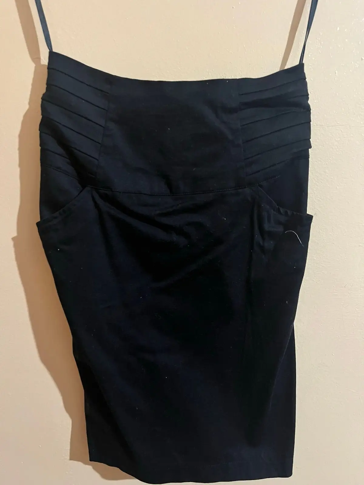 Legit Black Dress with Pleats