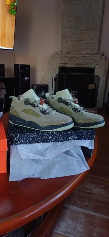 Nike Jordan spizike low size 10