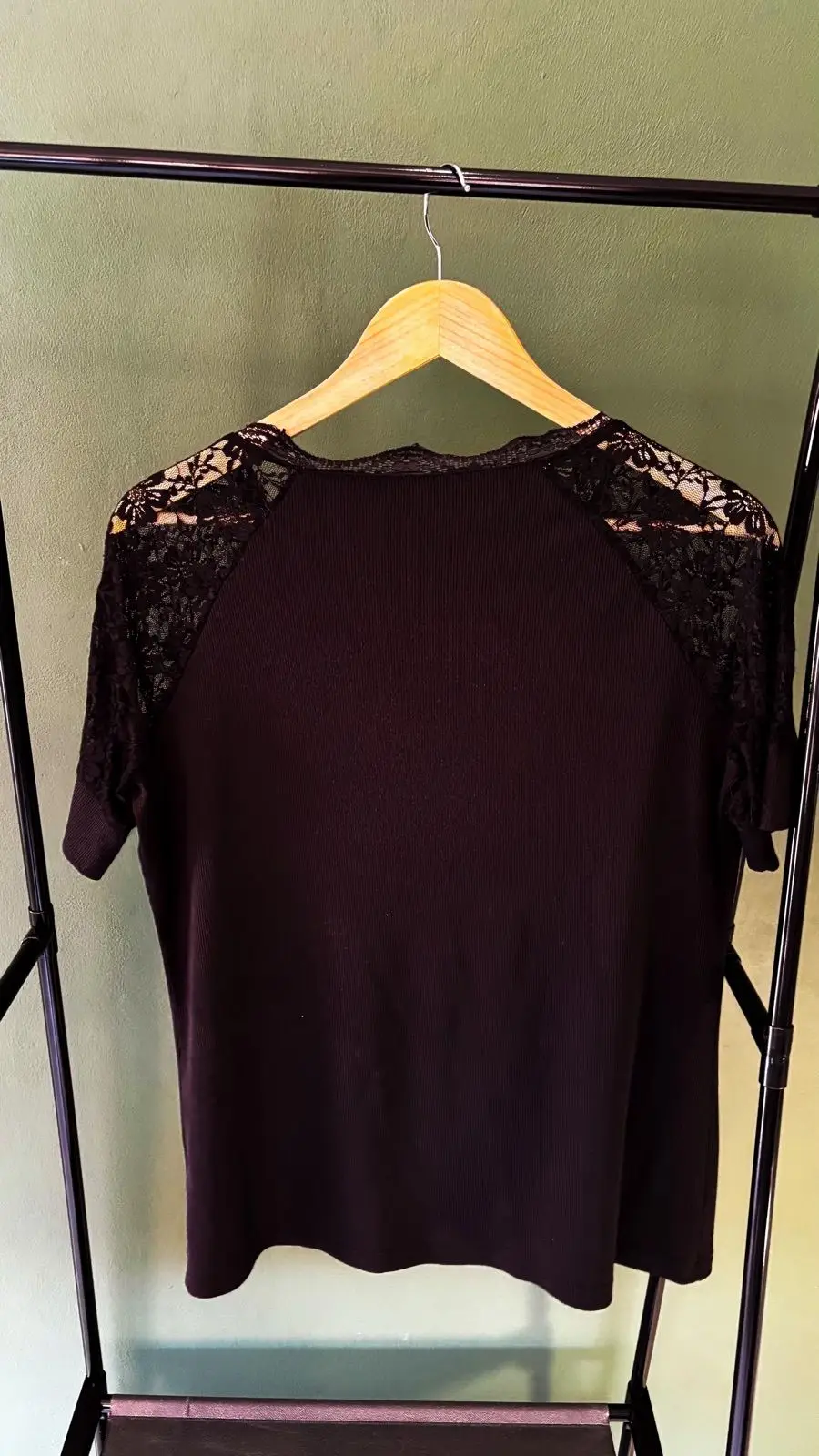 Temu Black Ribbed Lace Detail Top