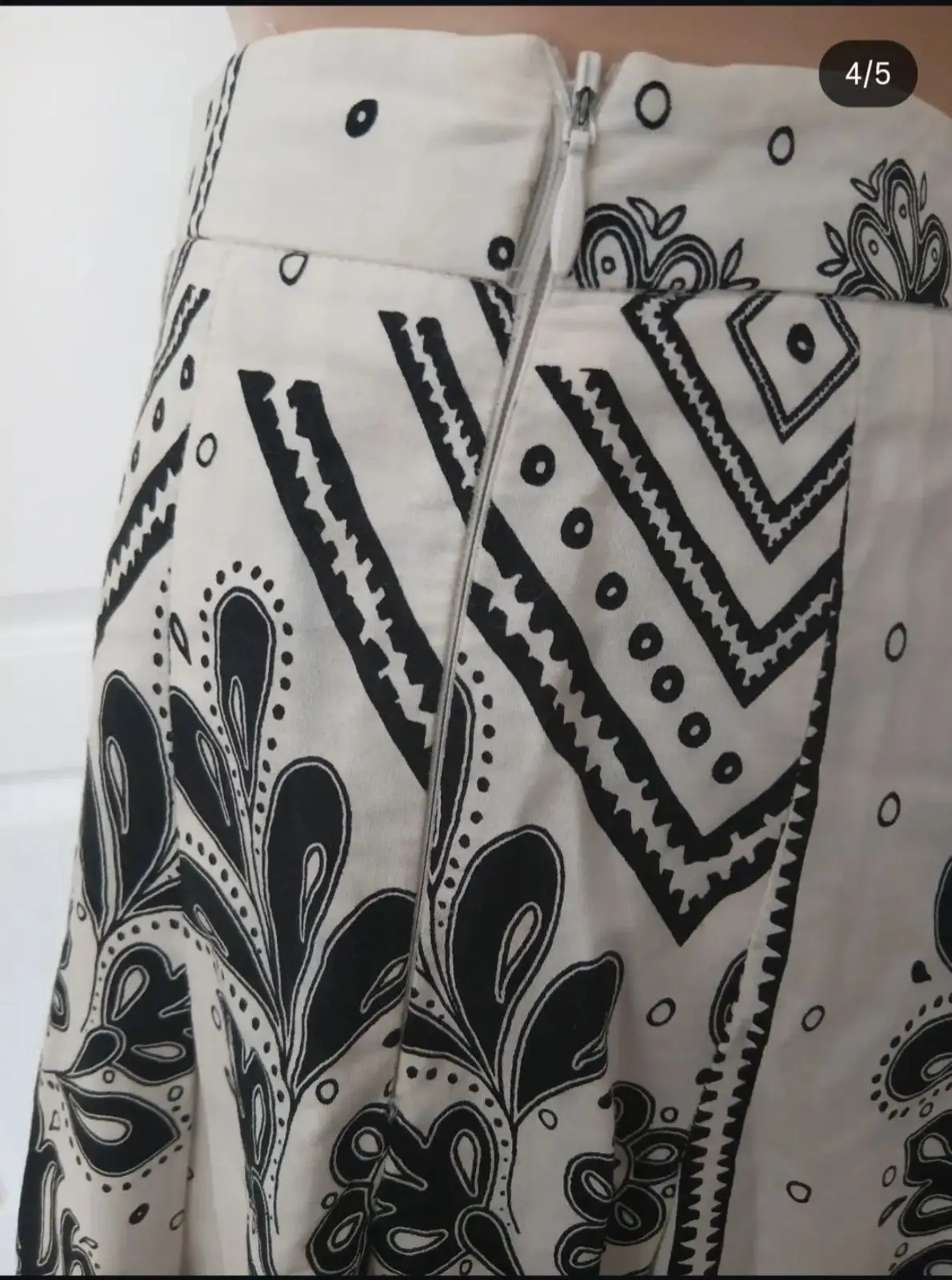 Zara Black and White Patterned A-Line Skirt