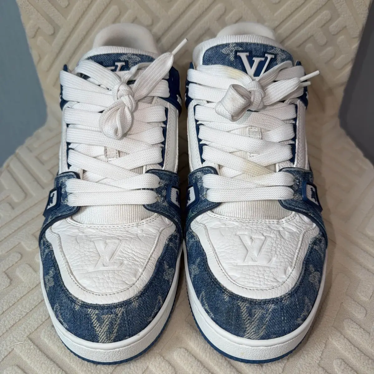 Louis Vuitton Pre owned lv trainer sneaker