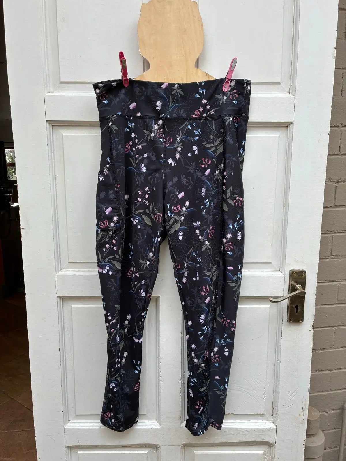 Pick n Pay Clothing Floral Activewear Leggings