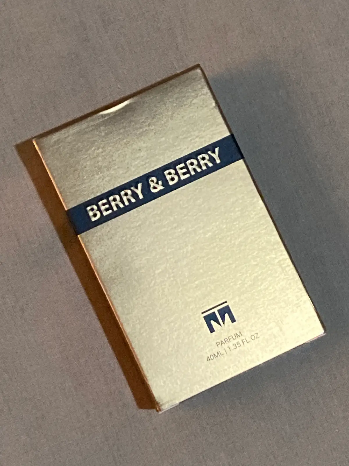 Dubai Perfumes (BERRY BERRY) 40ml [For Ladies]