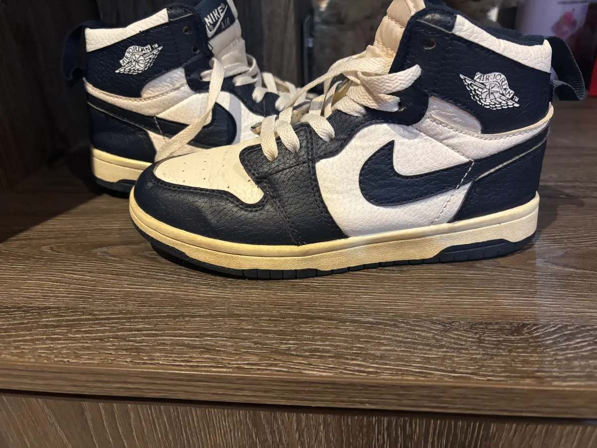Nike Air Jordan’s 1