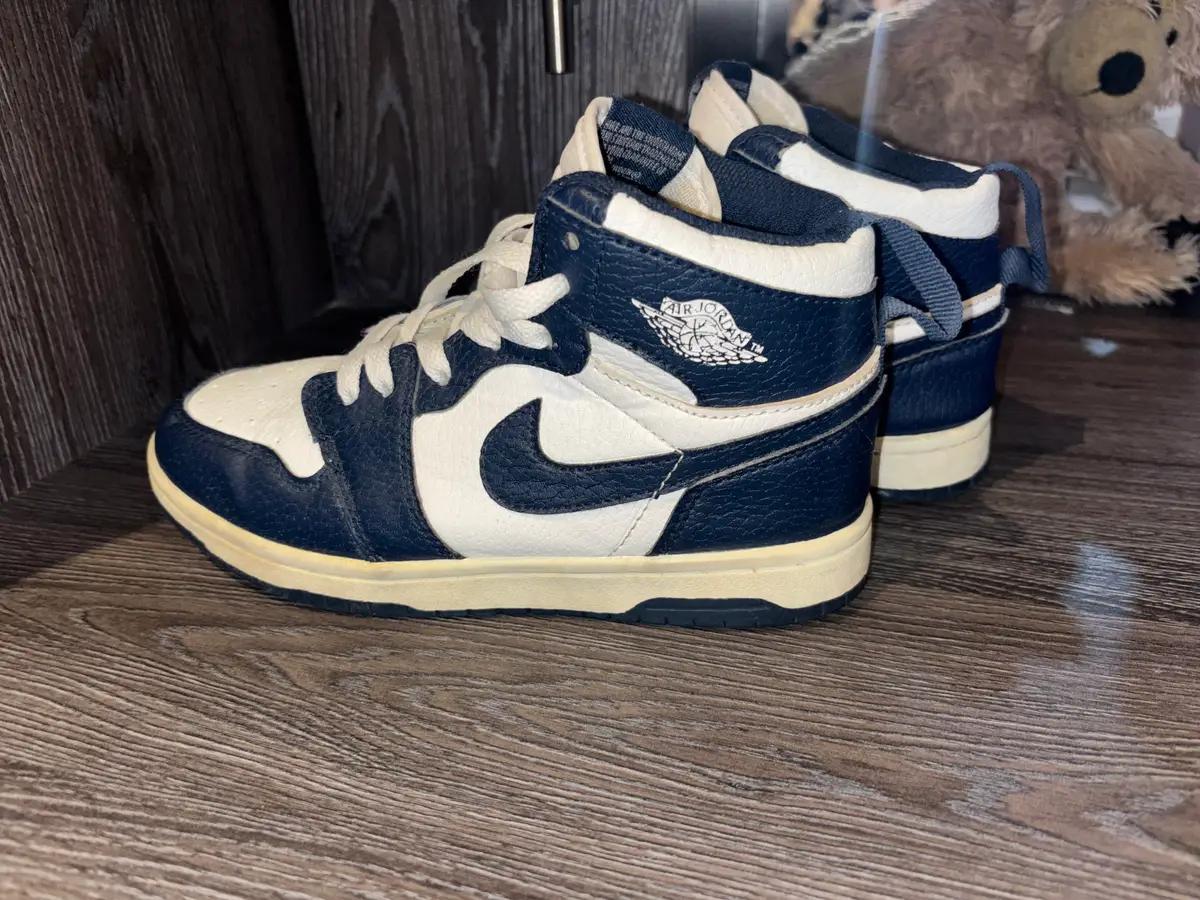 Nike Air Jordan’s 1
