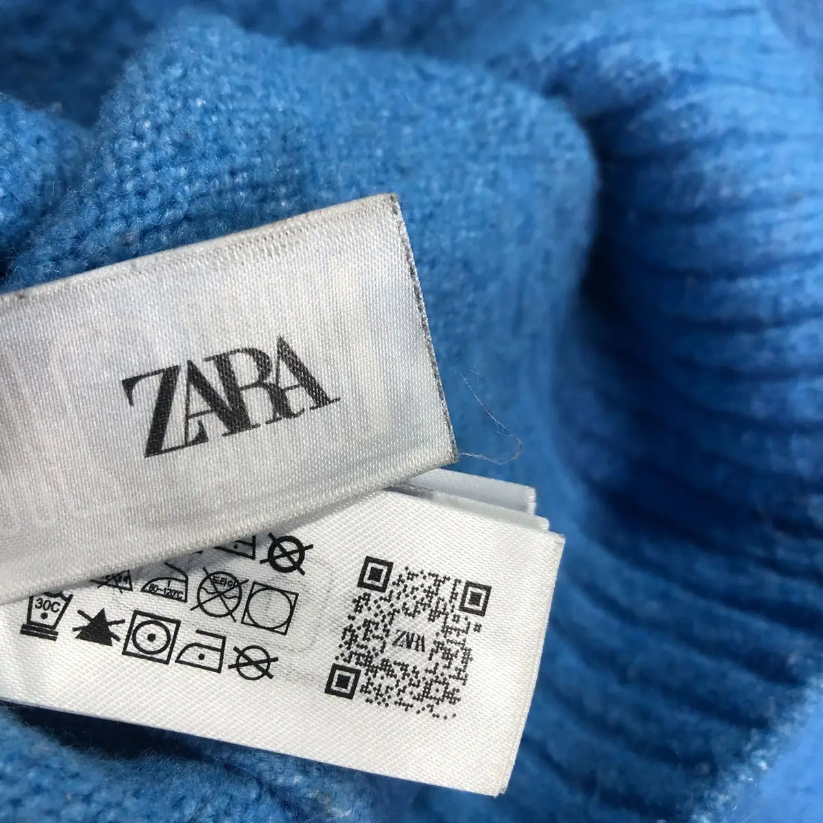 Zara Blue V-Neck Sweater