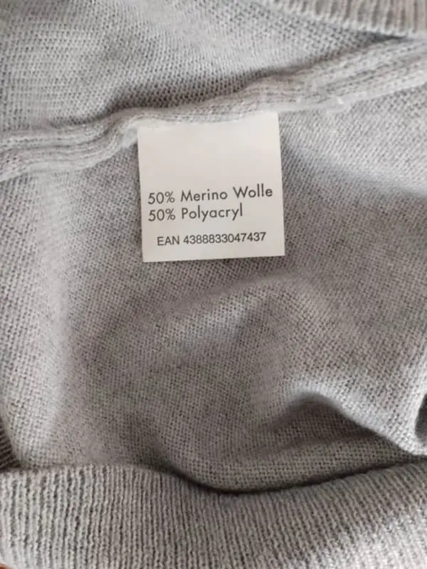 Luca Nobili Firenza V-neck Italian brand from Florence.