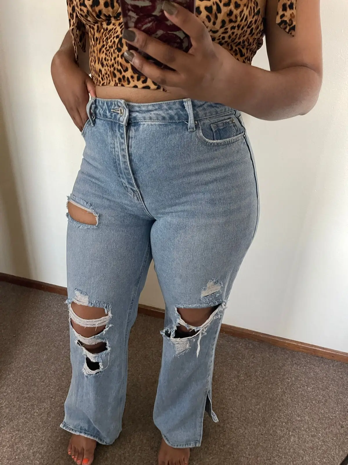 Edgars Distressed Light Blue Jeans