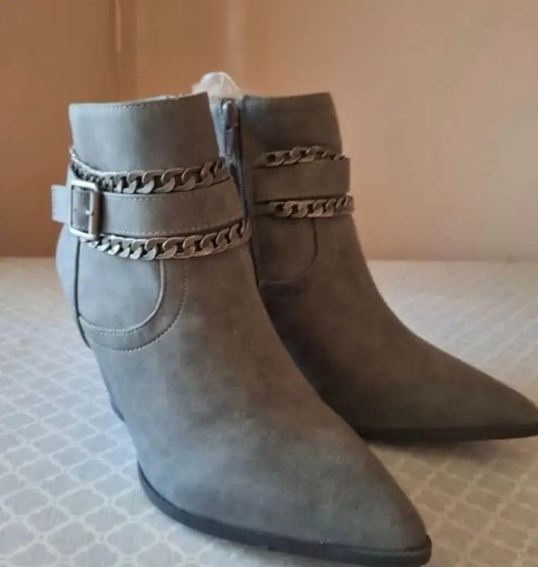 Foschini gray boot