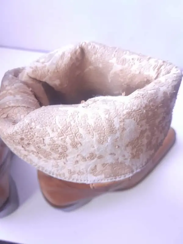 Western-style boots