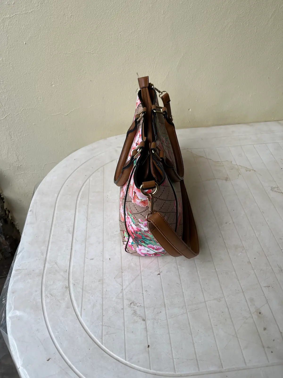 Ladies Hand bag