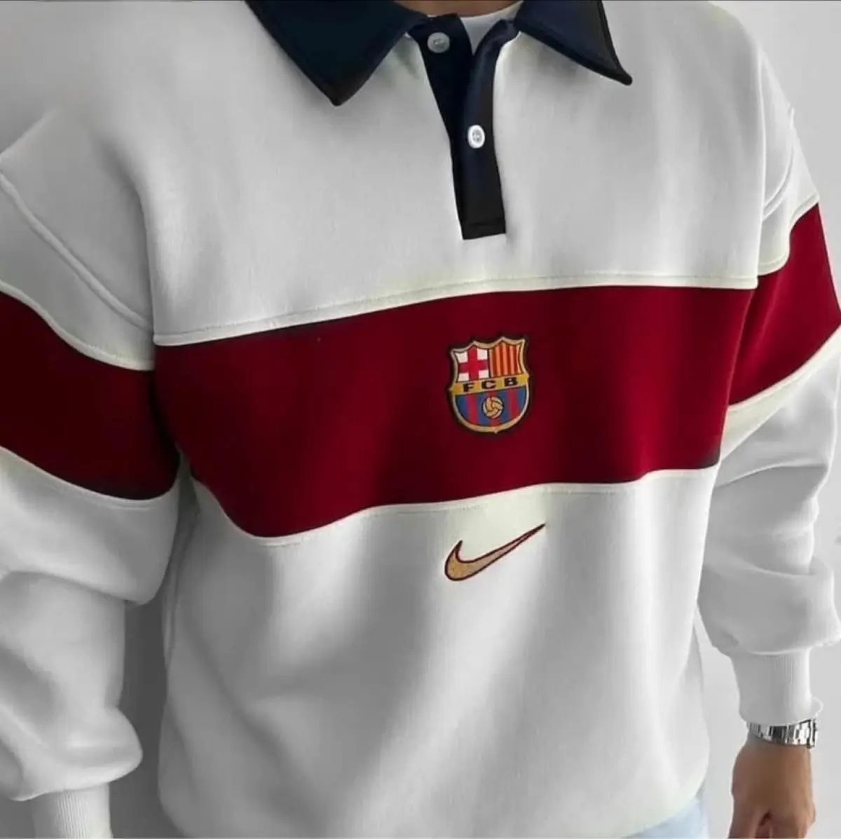 Nike FC Barcelona Long-Sleeve Polo Sweatshirt