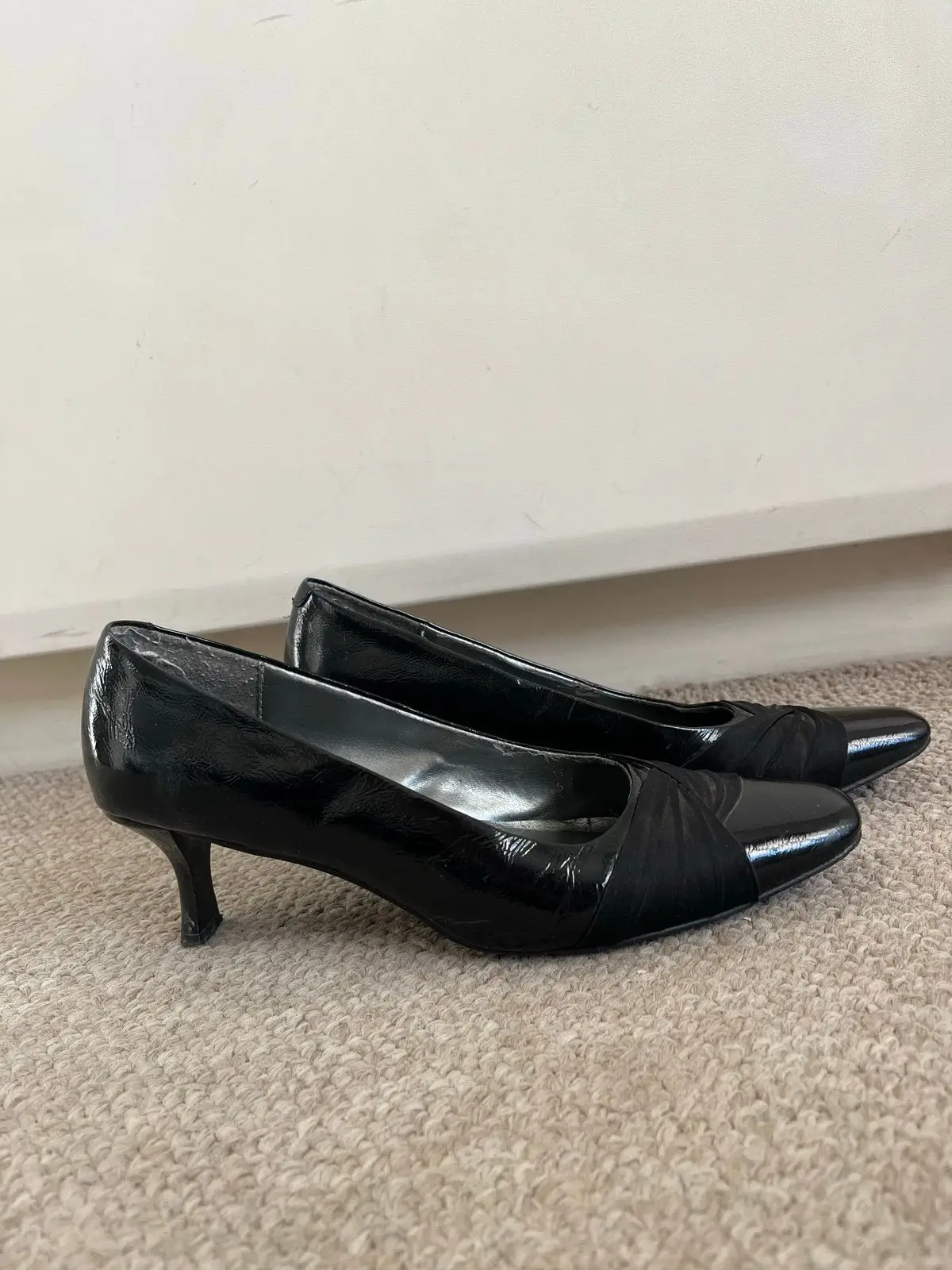 Hush Puppies Black Heels Size 6