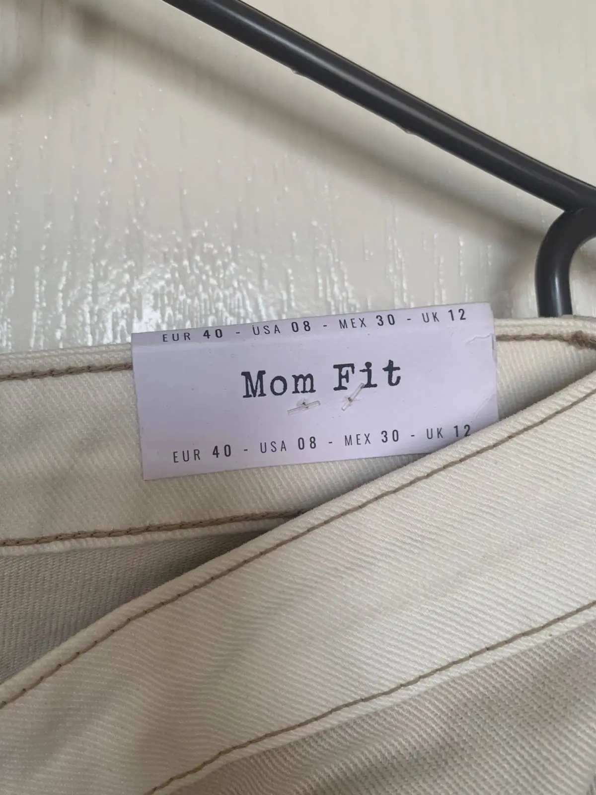 Stradivarius Cream Cropped Jeans Size 12