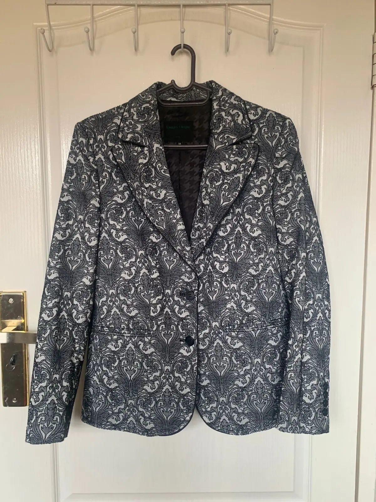 Black & White Damask Patterned Blazer