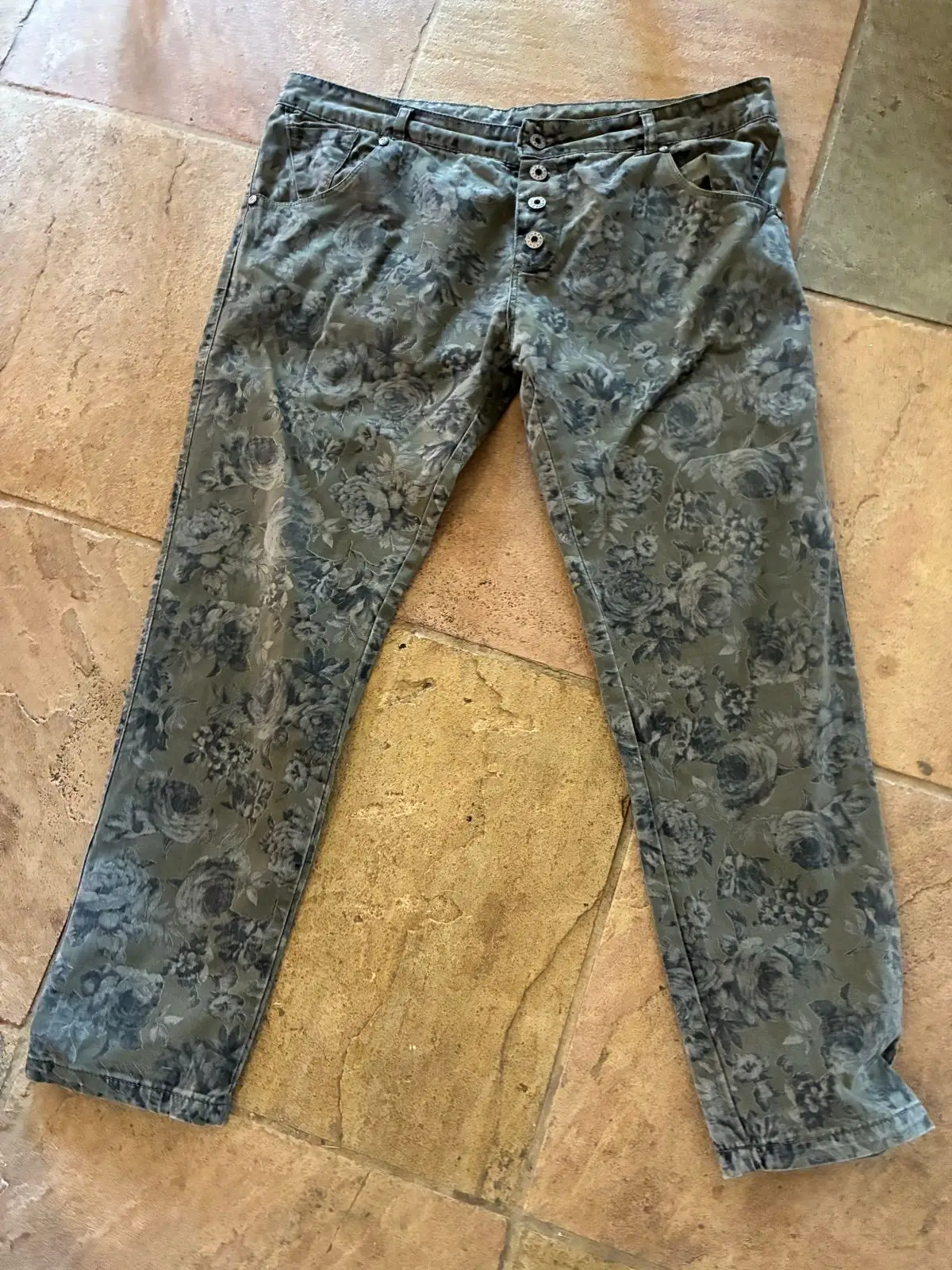 Floral Patterned Pants